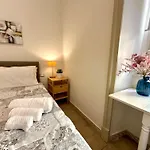 Chiaraluce House Catania