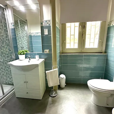 Chiaraluce House ゲストハウス カターニア